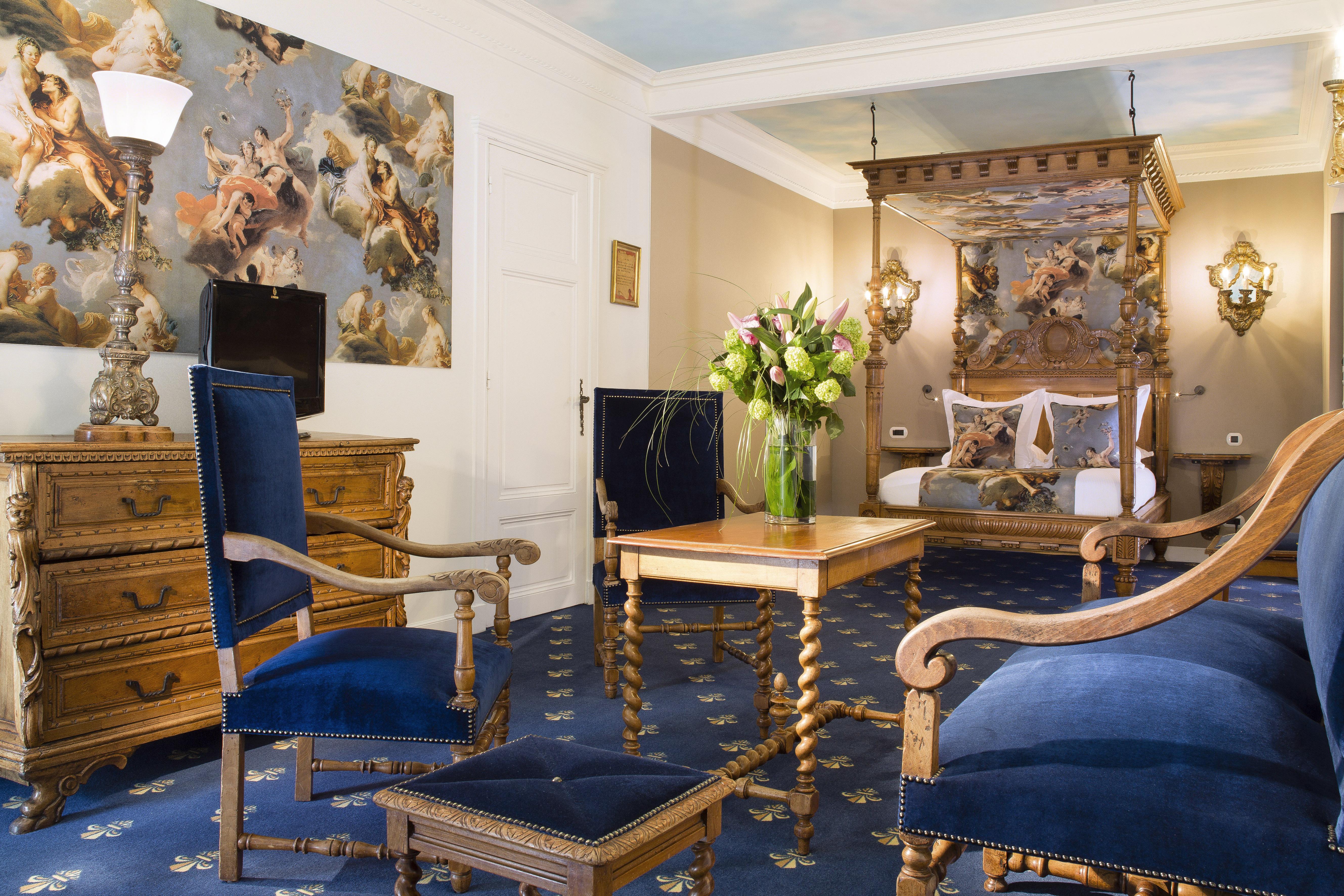 Hotel Le Negresco Nizza Esterno foto A suite at the hotel