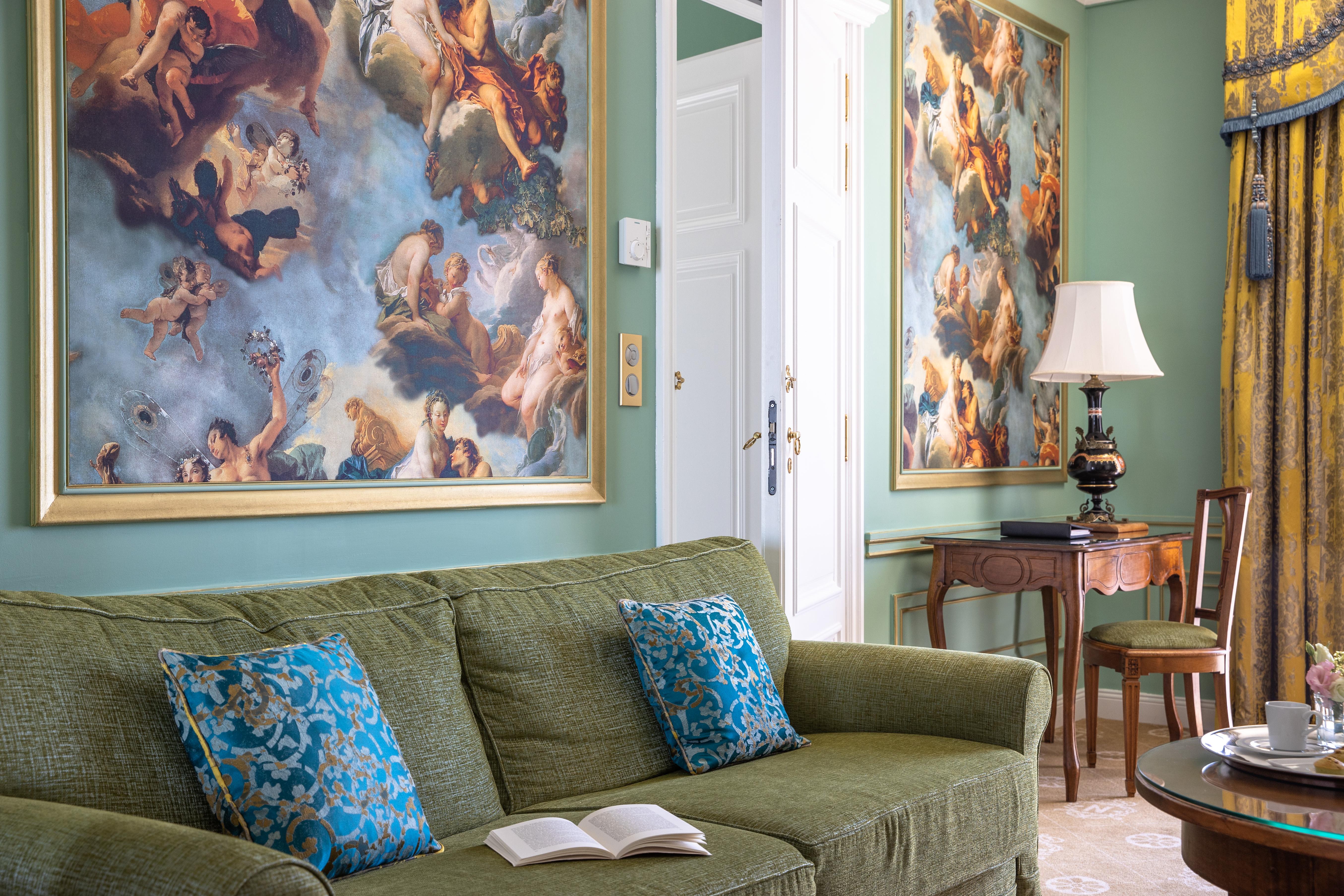 Hotel Le Negresco Nizza Esterno foto A living room at the Inn