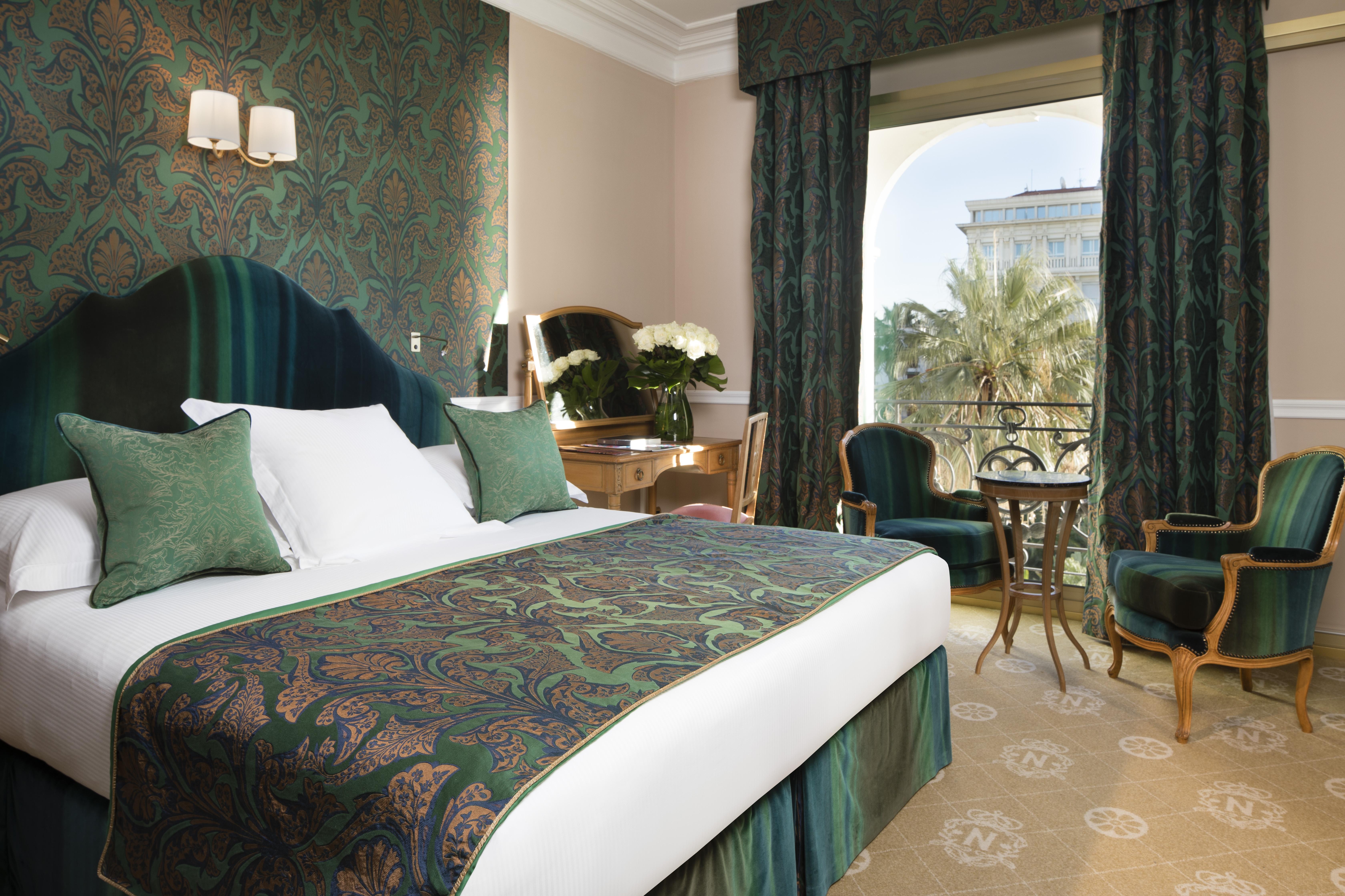 Hotel Le Negresco Nizza Esterno foto A room at the hotel