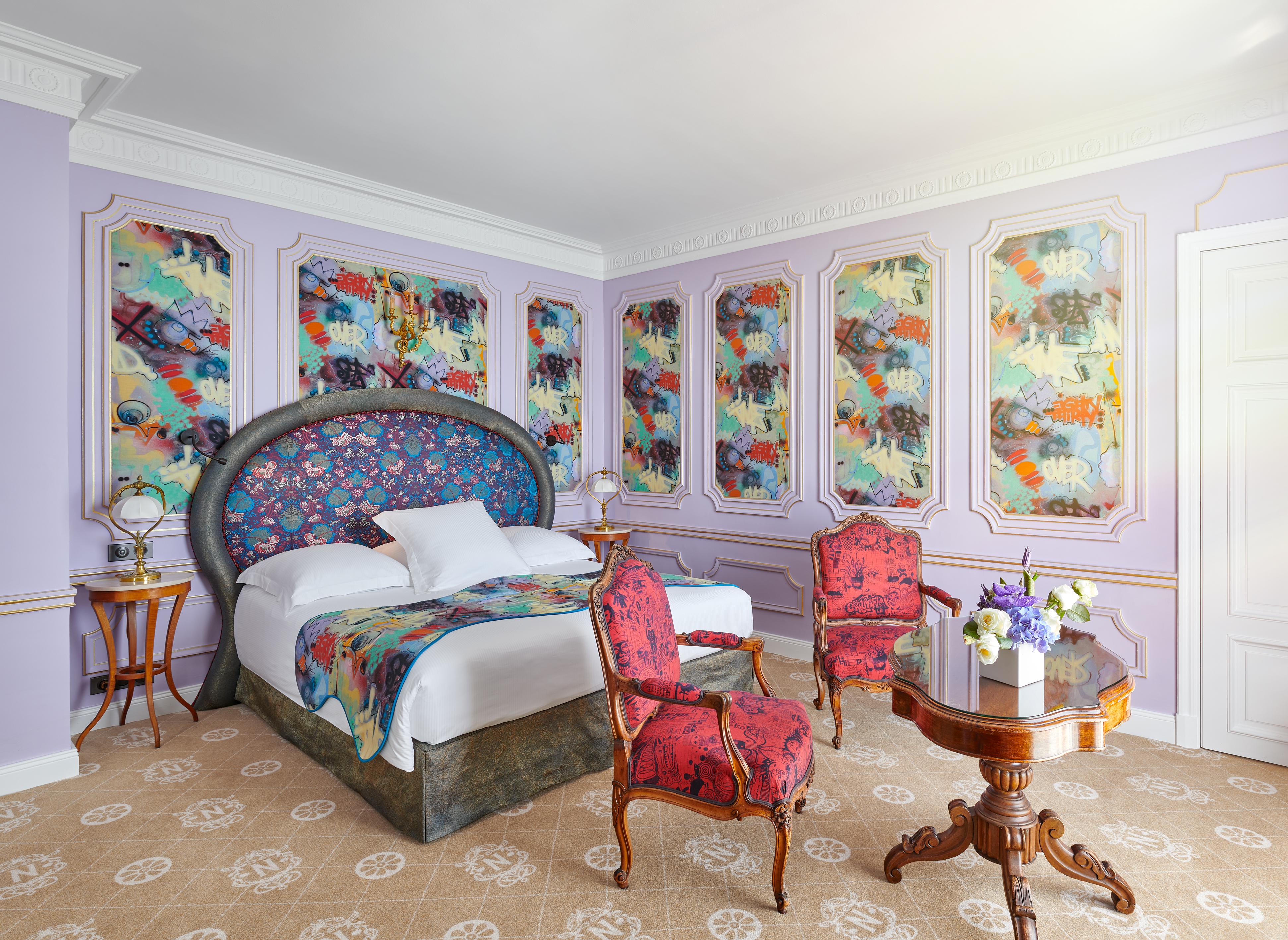 Hotel Le Negresco Nizza Esterno foto A room at the hotel