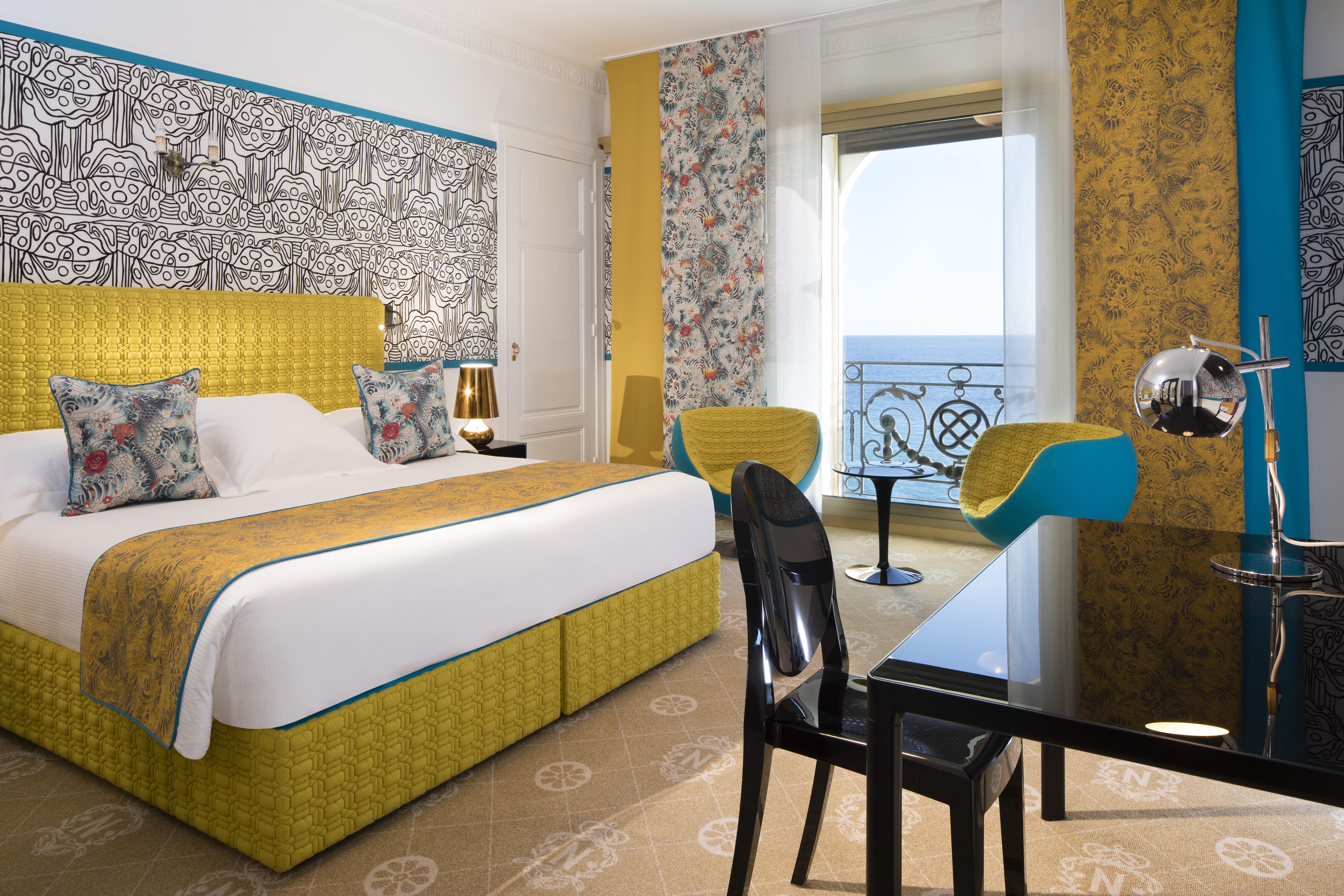 Hotel Le Negresco Nizza Esterno foto A room at the hotel