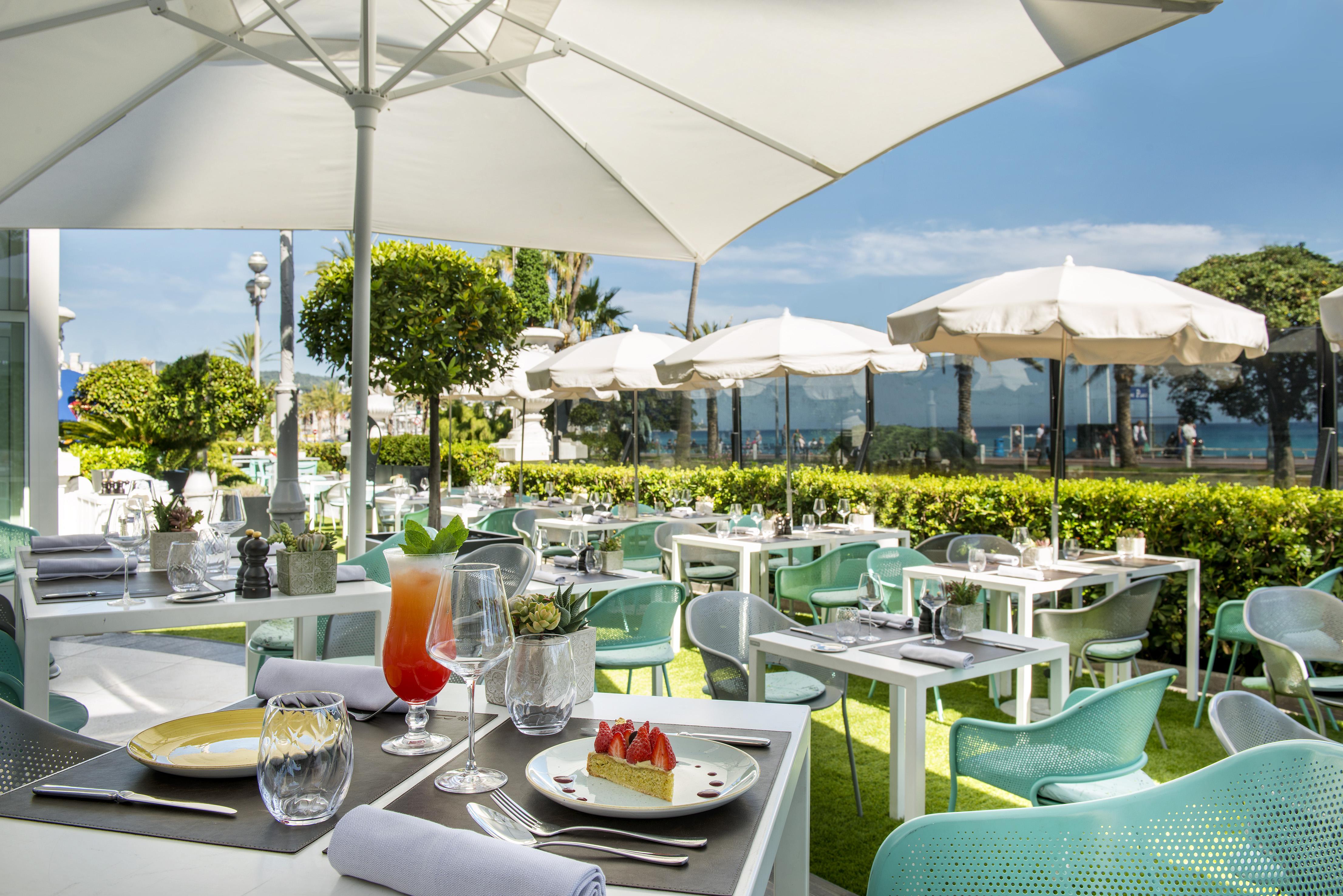Hotel Le Negresco Nizza Esterno foto The restaurant